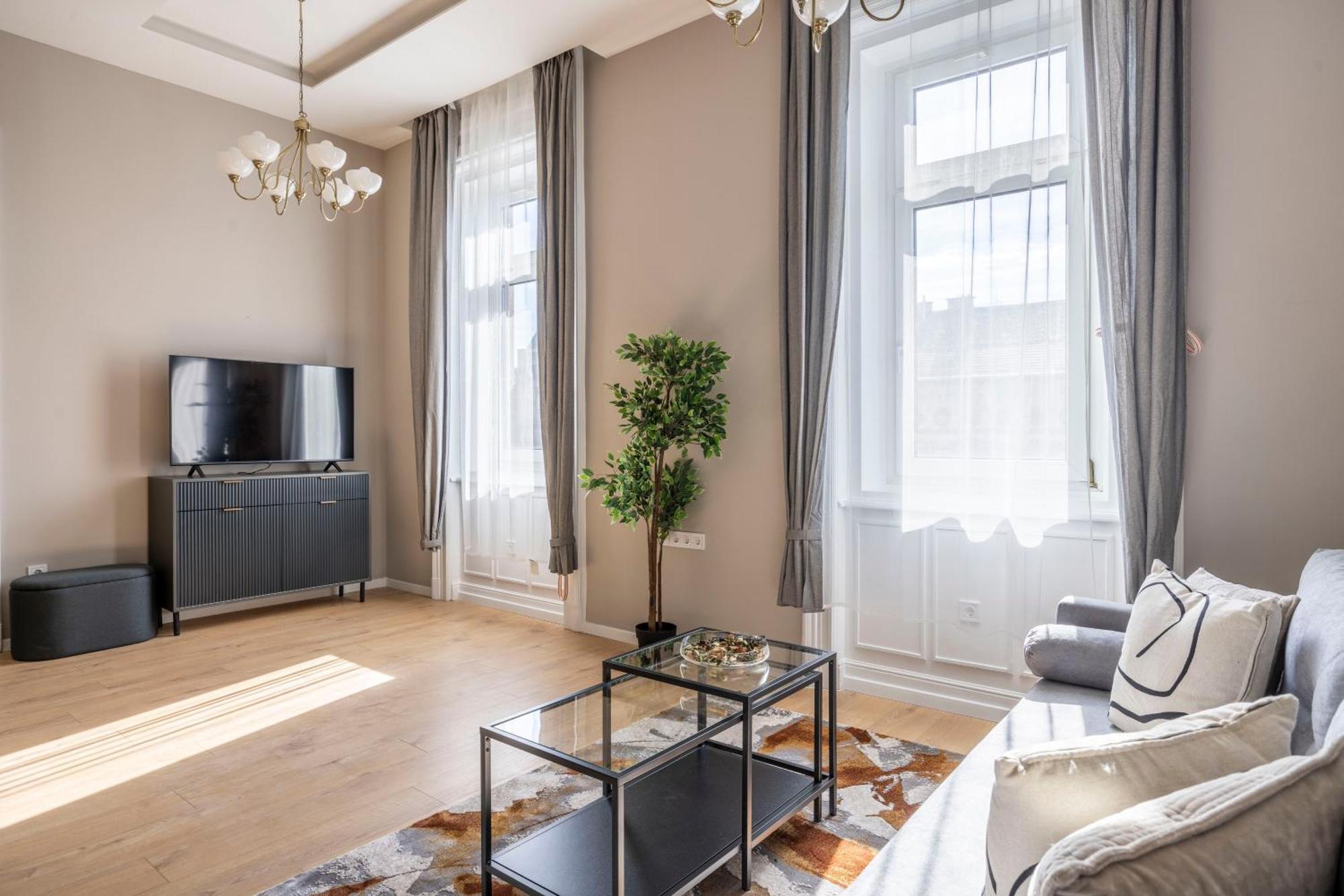 Exclusive N' Spacious Elizabeth Central Suite Budapesta Exterior foto